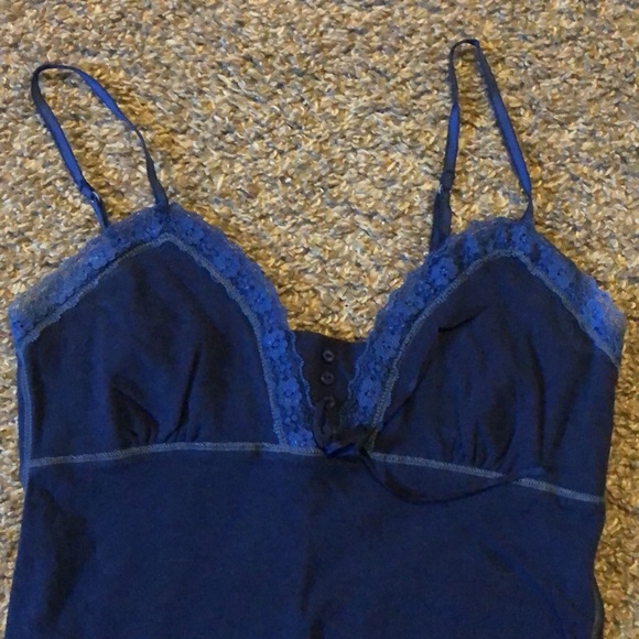 Women’s tank top bundle. Small/medium, but fit like mediums. - Picture 5 of 6